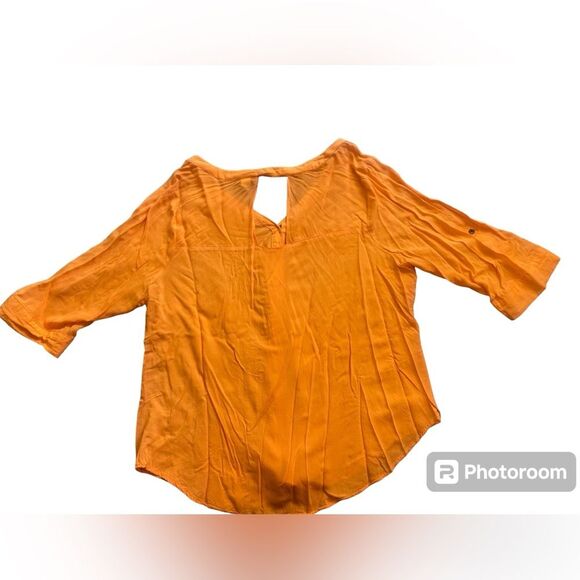 Torrid Orange Challis Button Down Blouse with Keyhole Back - Picture 3 of 5